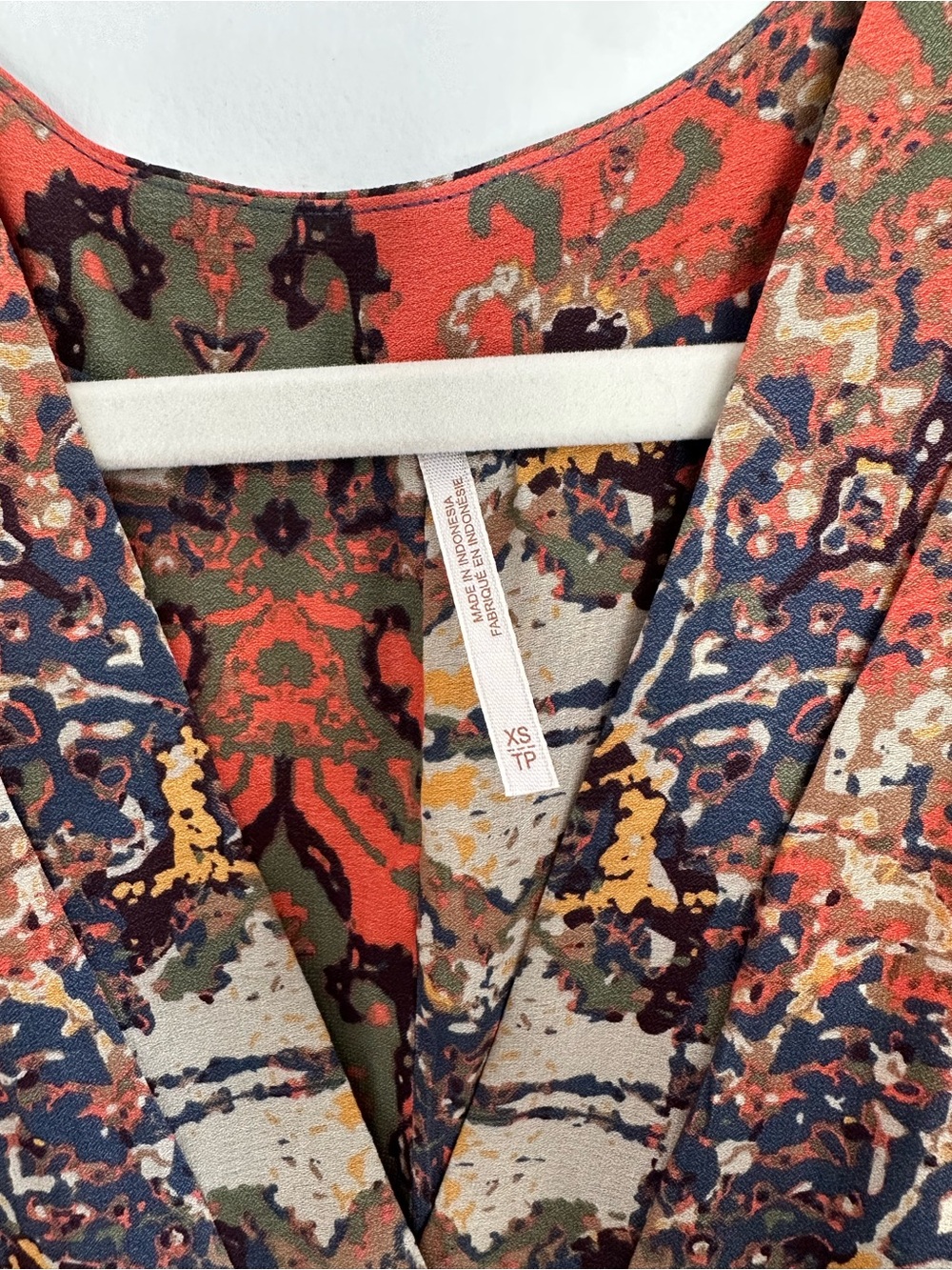XS Free People Boho V-Neck Sleeveless Top in Rust Multi - Picture 4 of 5